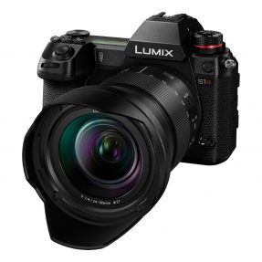 Panasonic Lumix DC-S1R + 24-105mm F/4.0 L-mount
