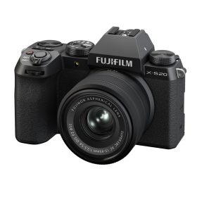 Fujifilm X-S20 + XC 15-45mm
